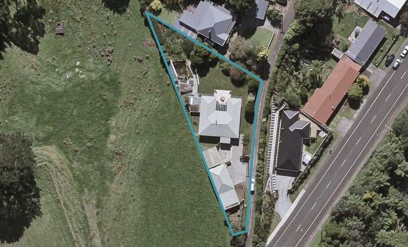 180A Omata Road, Blagdon, New Plymouth - Carousel 1