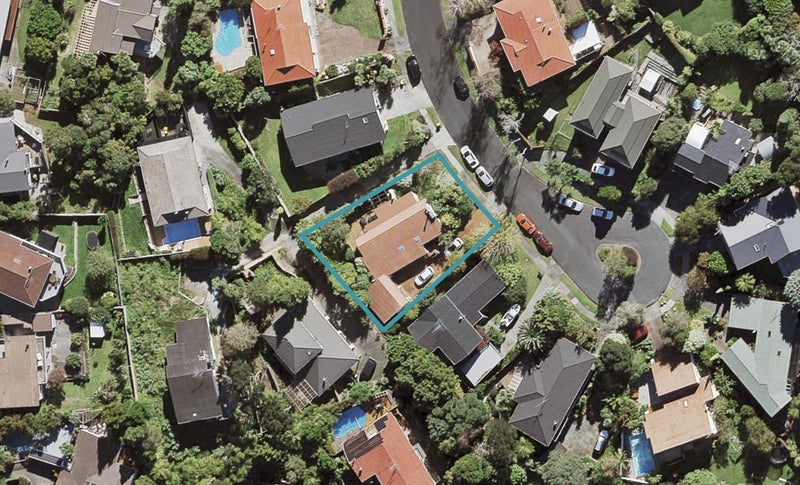 27 Calman Place, Chatswood, Auckland - Carousel 1