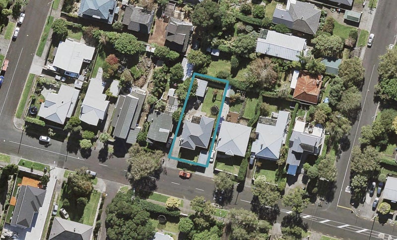 143 Landscape Road, Mount Eden, Auckland - Carousel 1