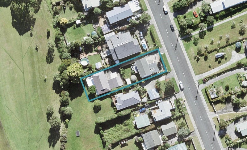 1/25 Shakespear Road, Army Bay, Whangaparāoa - Carousel 1