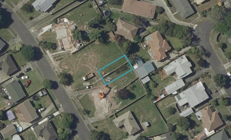 15B Exeter Crescent, Takaro, Palmerston North - Carousel 1