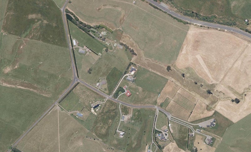 16 Sutherland Road, Sanson, Palmerston North - Carousel 1