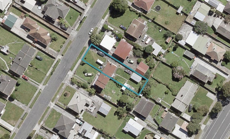 24 Biddle Crescent, Taita, Lower Hutt - Carousel 1