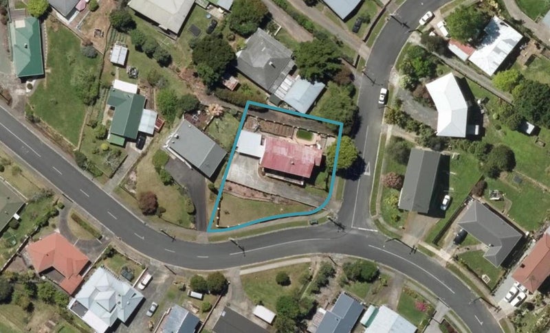 1 Tennyson Street, Raumanga, Whangarei - Carousel 1