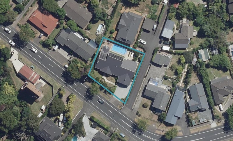 21 Comries Road, Chartwell, Hamilton - Carousel 1