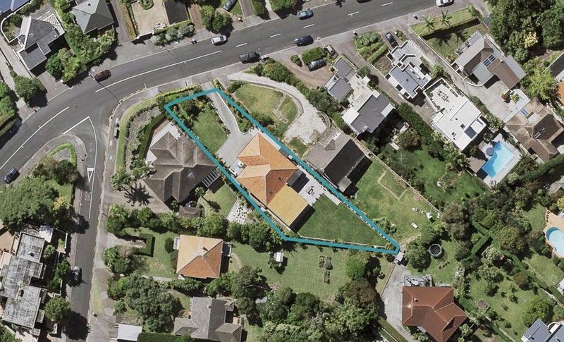 28 Ngaiwi Street, Orakei, Auckland - Carousel 1