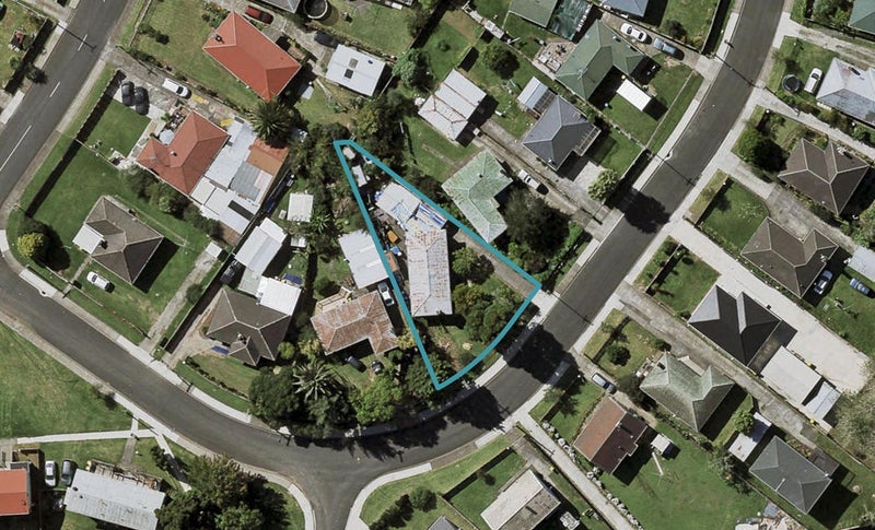 17 Tindall Crescent, Otara, Auckland - Carousel 1