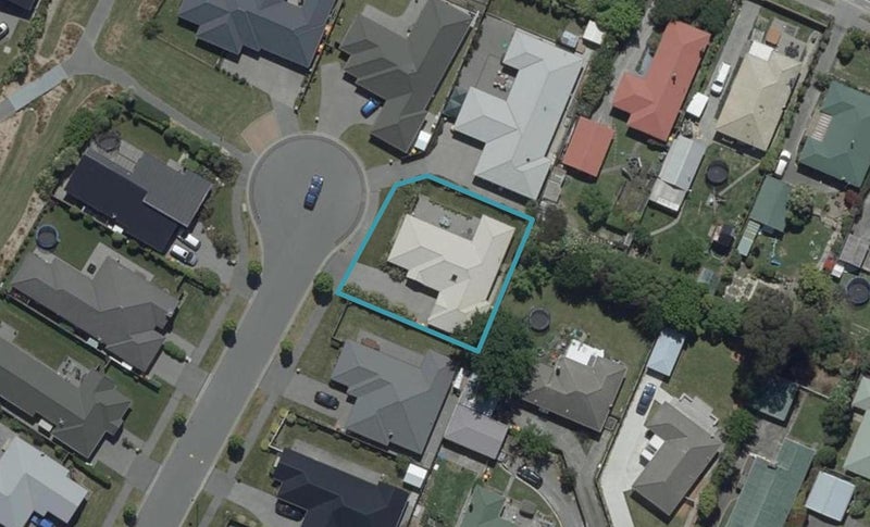 20 Strathcarron Place, Broomfield, Christchurch - Carousel 1