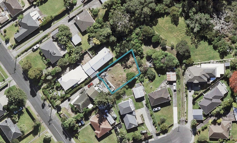 22A Ayrton Street, Te Atatū South, Auckland - Carousel 1