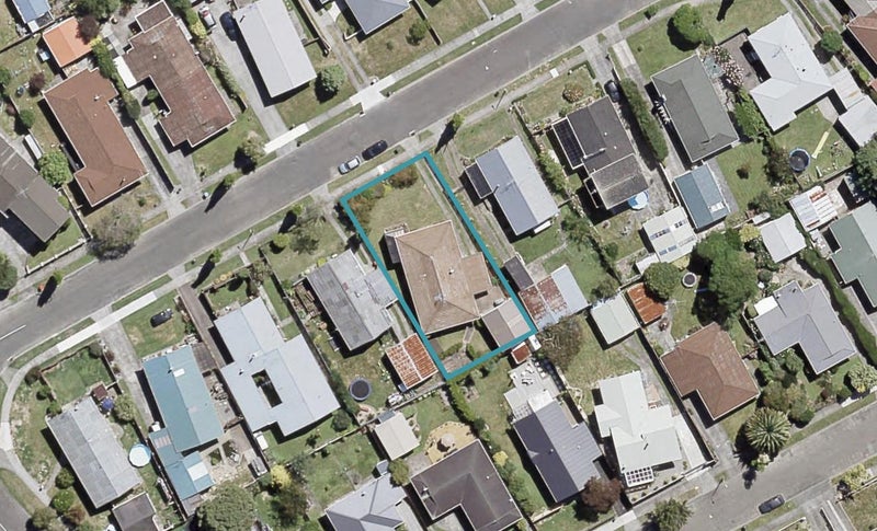 10 Harvard Grove, Totara Park, Upper Hutt - Carousel 1