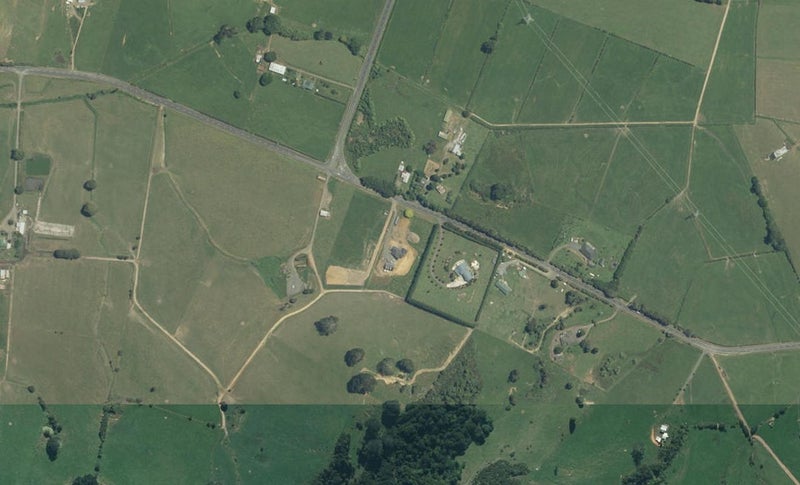 708 Paparimu Road, Papakura - Carousel 1