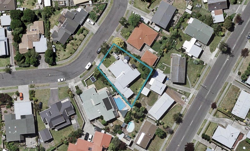 9 Donegal Crescent, Tamatea, Napier - Carousel 1