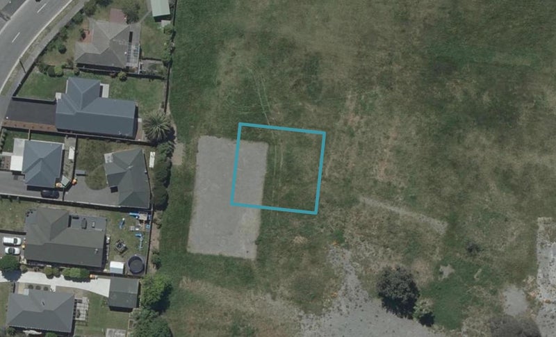15 Freeville Place, New Brighton, Christchurch - Carousel 1