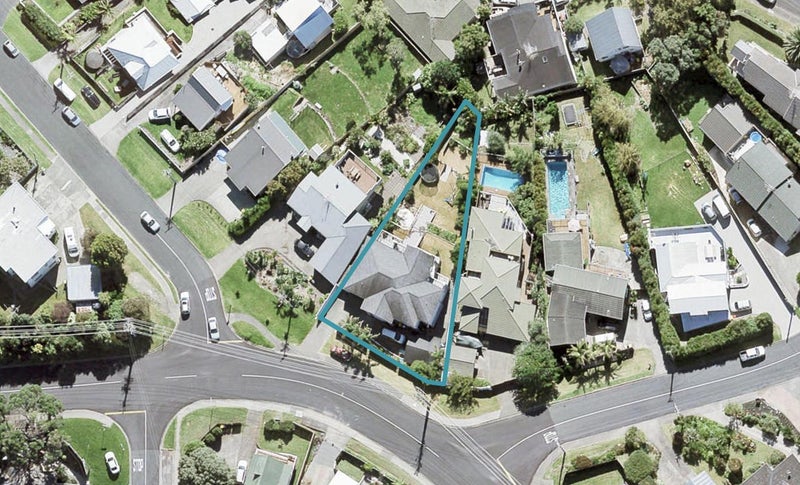 105 Stanmore Bay Road, Stanmore Bay, Whangaparaoa - Carousel 1