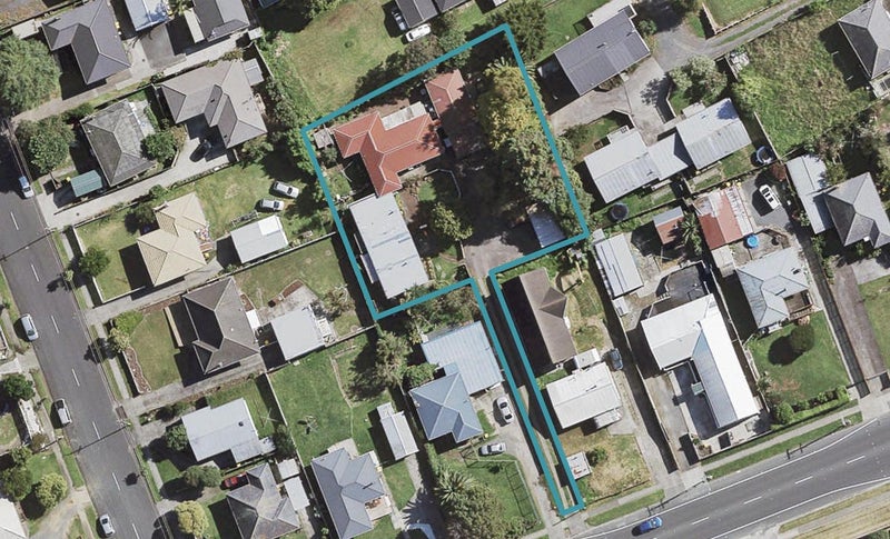 2/35 Mahia Road, Manurewa, Auckland - Carousel 1