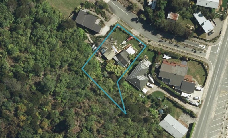 5 Newhaven Crescent, Marahau - Carousel 1