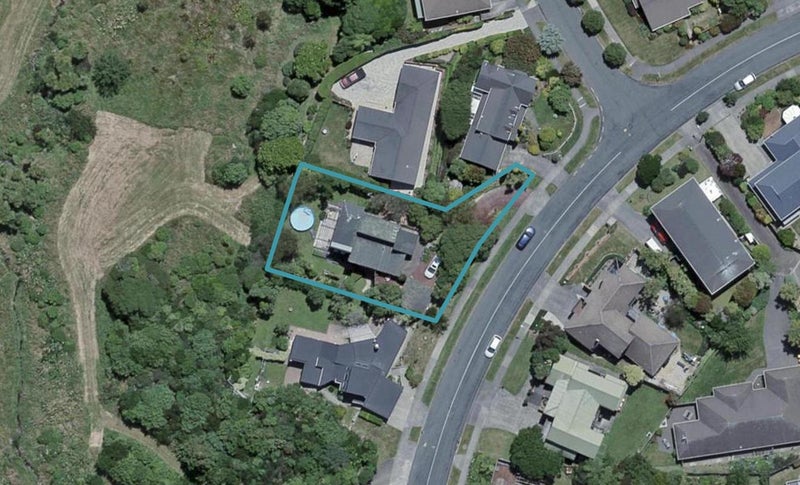 23 Lakewood Avenue, Churton Park, Wellington - Carousel 1