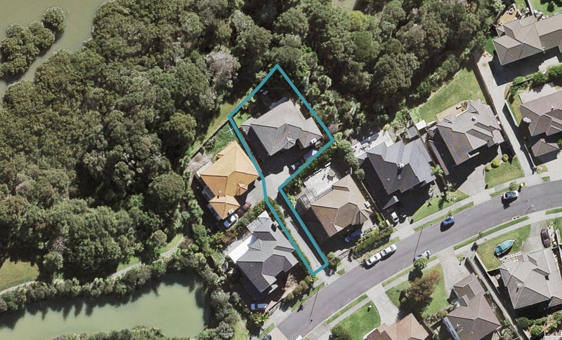 27 Vinewood Drive, Albany, Auckland - Carousel 1