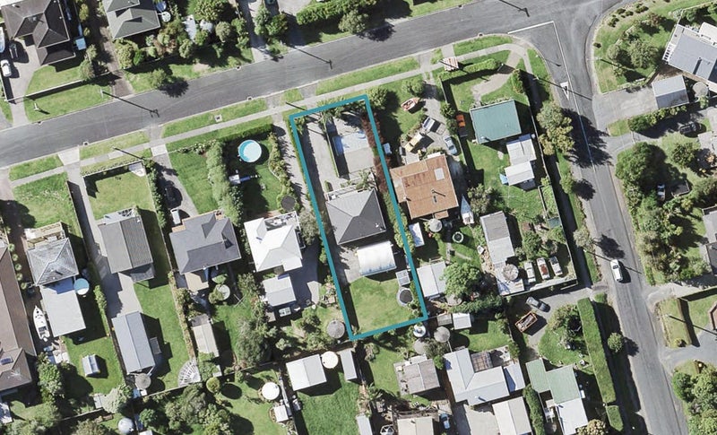 97 First View Avenue, Beachlands, Auckland - Carousel 1