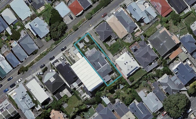 14 Mcfarlane Street, Mount Victoria, Wellington - Carousel 1