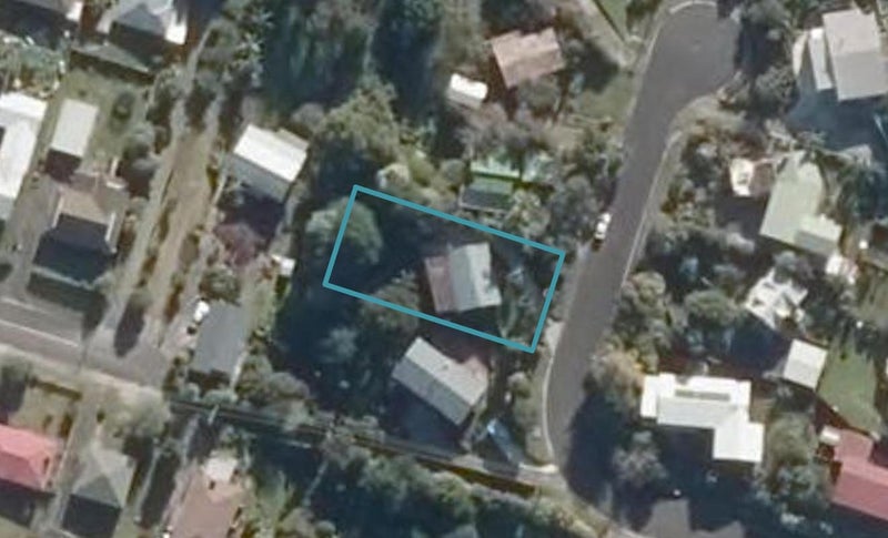 13 Handley Place, Onerahi, Whangarei - Carousel 1