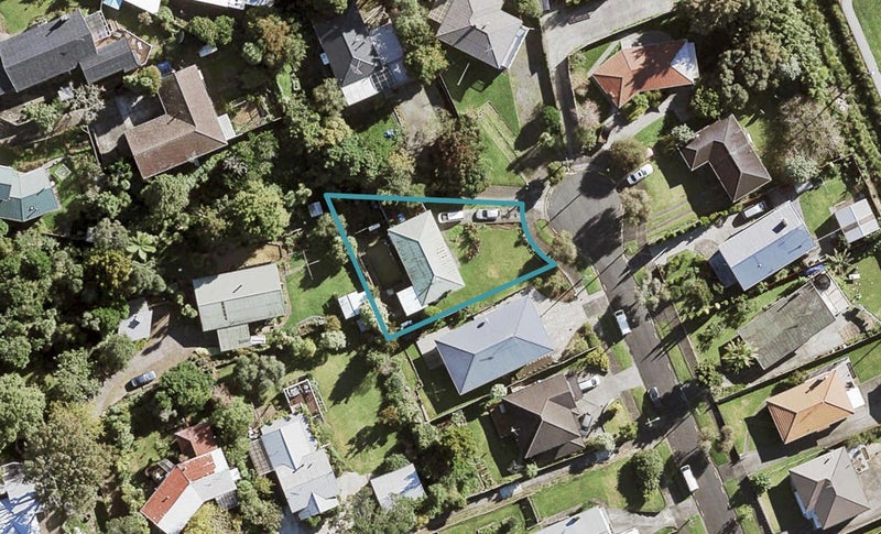 28 Whittle Place, New Windsor, Auckland - Carousel 1