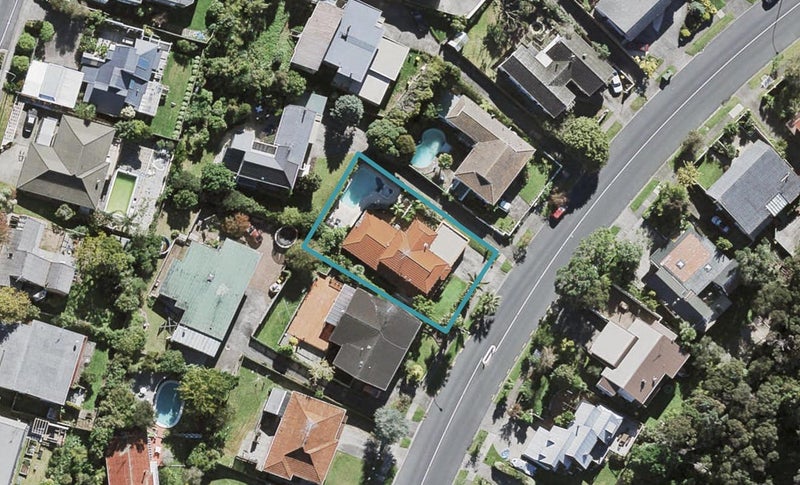 85 Chelsea View Drive, Chatswood, Auckland - Carousel 1