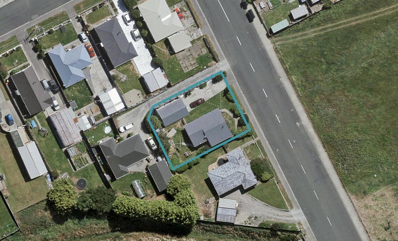 61 Wicklow Street, Clifton, Invercargill - Carousel 1