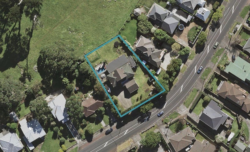 92 Campbell Road, One Tree Hill, Auckland - Carousel 1
