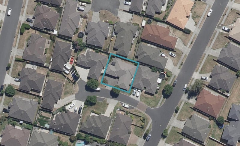 4 Newbury Place, Huntington, Hamilton - Carousel 1