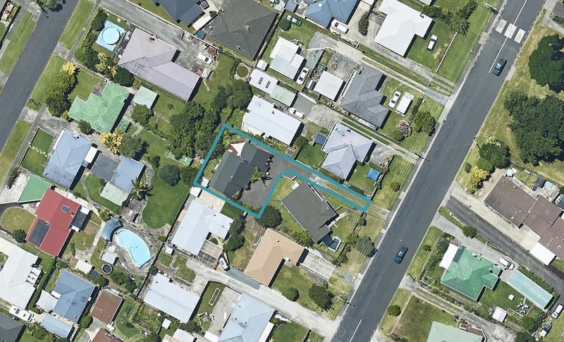 57B Hynds Road, Gate Pa, Tauranga - Carousel 1