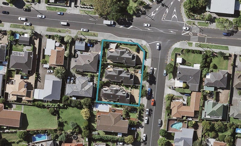 2/1 Truman Street, St Johns, Auckland - Carousel 1