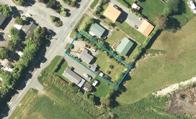 12 Renata Road, Ōkiwi Bay - Carousel 1