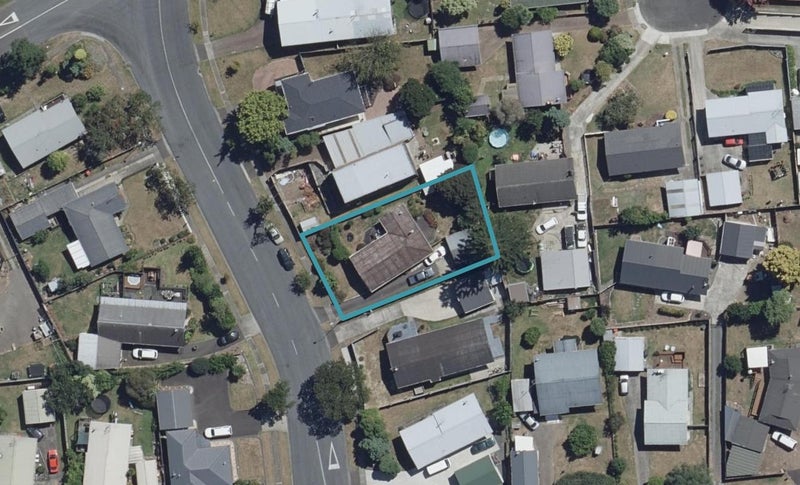 6 Lancaster Street, Dinsdale, Hamilton - Carousel 1