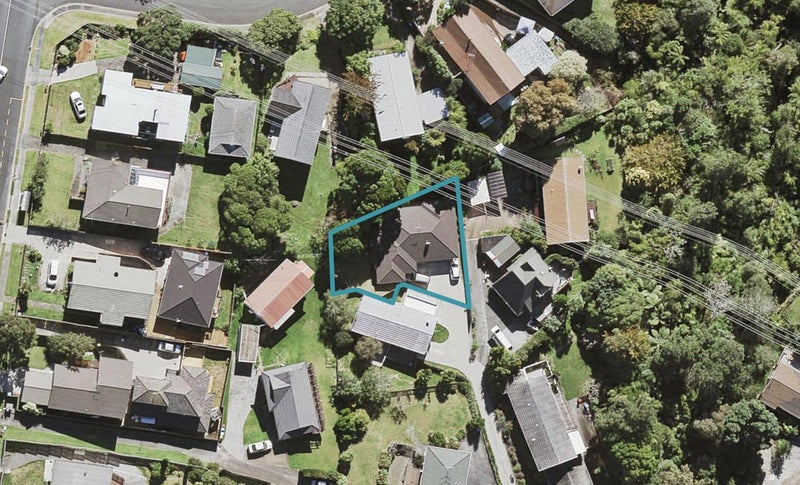 15 Flavia Place, Lynfield, Auckland - Carousel 1