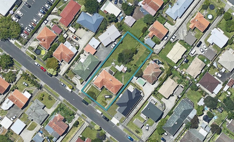 13 Nineteenth Avenue, Tauranga South, Tauranga - Carousel 1