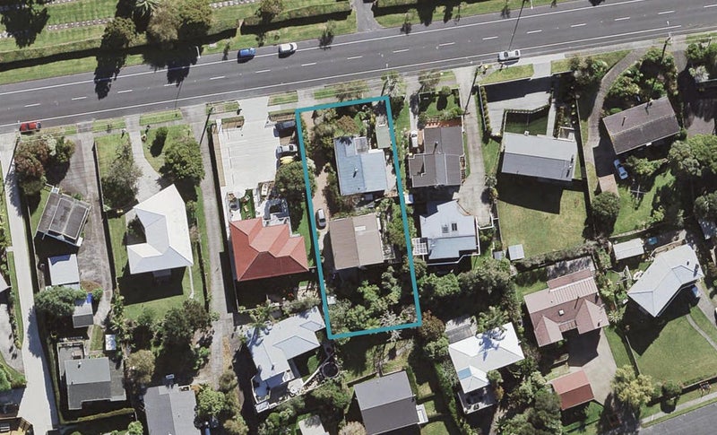 1/215 Eskdale Road, Birkenhead, Auckland - Carousel 1
