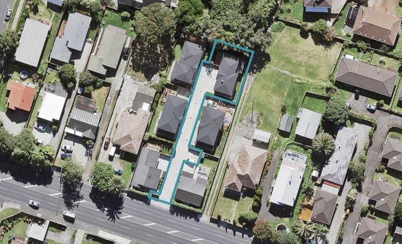 3205B Great North Road, New Lynn, Auckland - Carousel 1