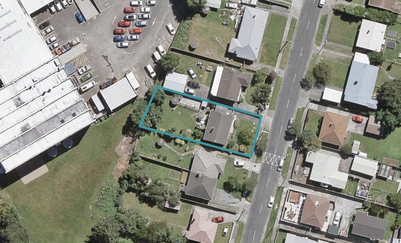 15 Taita Drive, Boulcott, Lower Hutt - Carousel 1