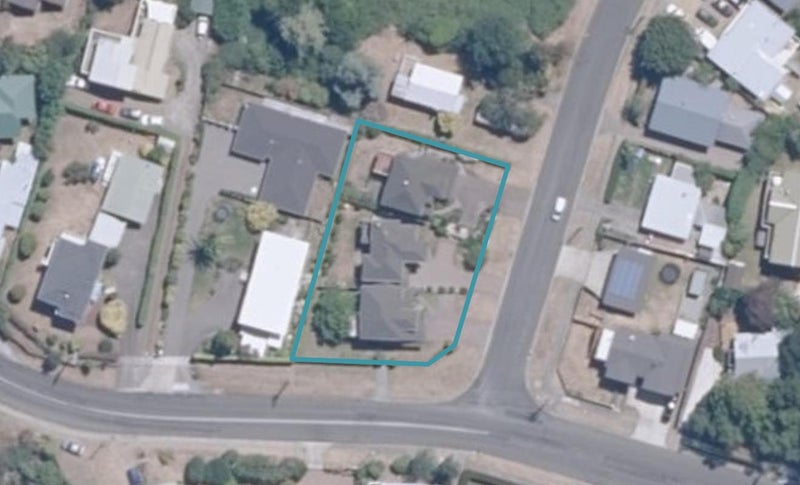 4 Pipi Street, Two Mile Bay, Taupo - Carousel 1