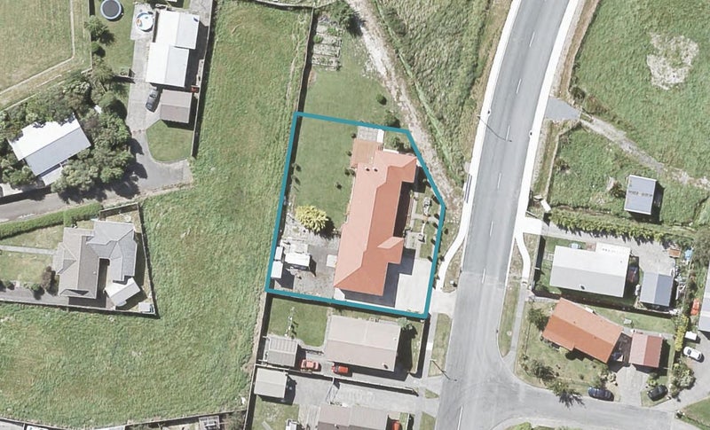 191 Wise Street, Wainuiomata, Lower Hutt - Carousel 1