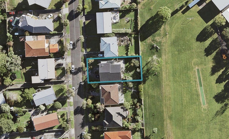 50 Peter Buck Road, New Windsor, Auckland - Carousel 1
