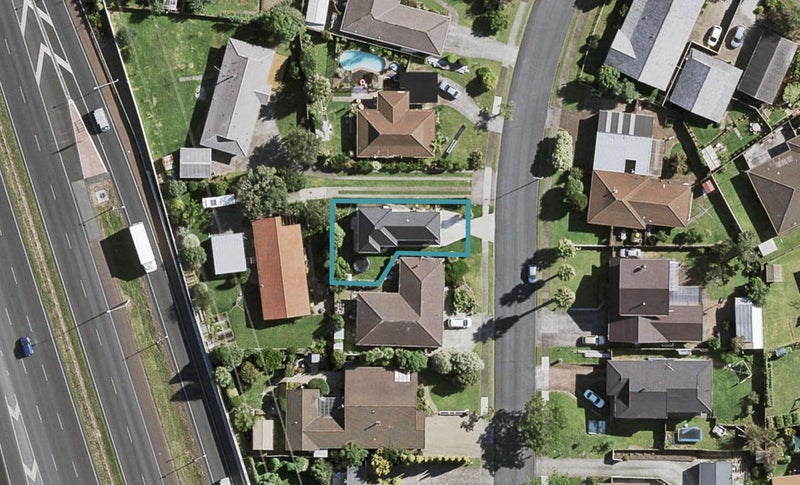 42A Barnhill Crescent, Pahurehure, Papakura - Carousel 1