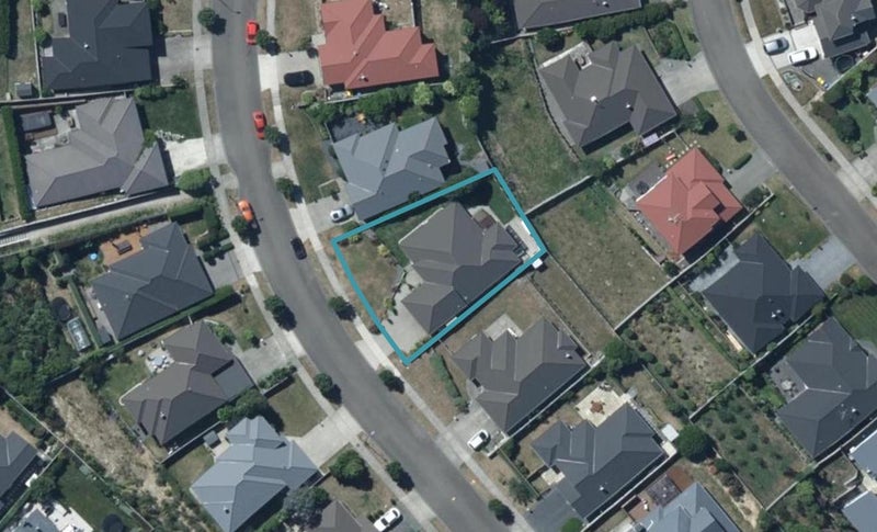 15 Tongariro Drive, Aotea, Porirua - Carousel 1