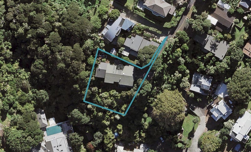 13 Pullum Street, Birkenhead, Auckland - Carousel 1