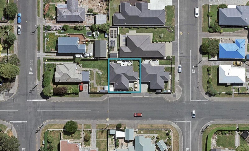 76 Heywood Street, Grasmere, Invercargill - Carousel 1