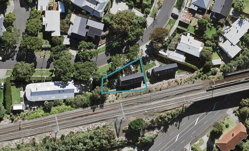 6 Malvern Road, Morningside, Auckland - Carousel 1