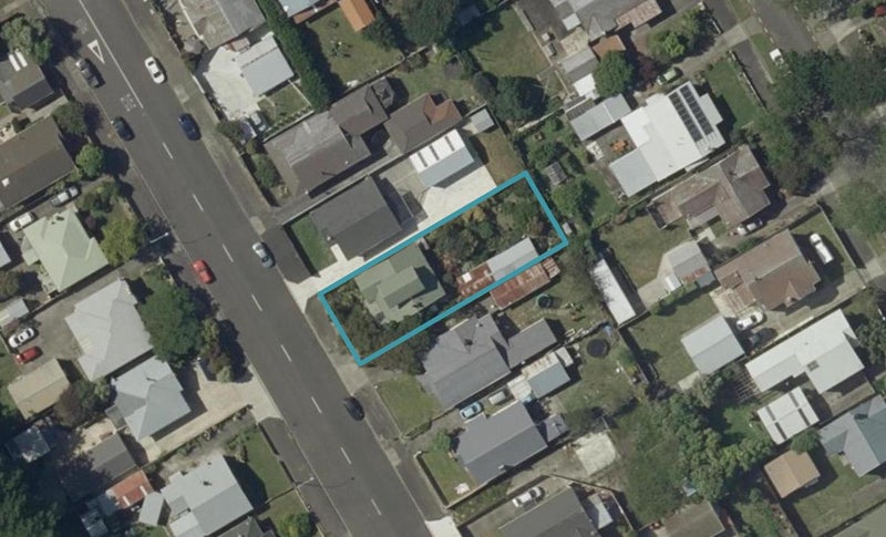 15 Shamrock Street, Takaro, Palmerston North - Carousel 1