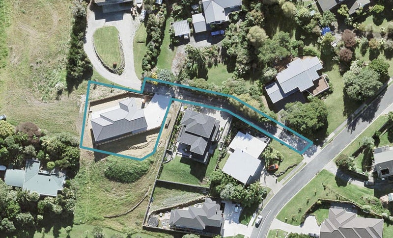 3 Astrolabe Place, Gulf Harbour, Whangaparaoa - Carousel 1