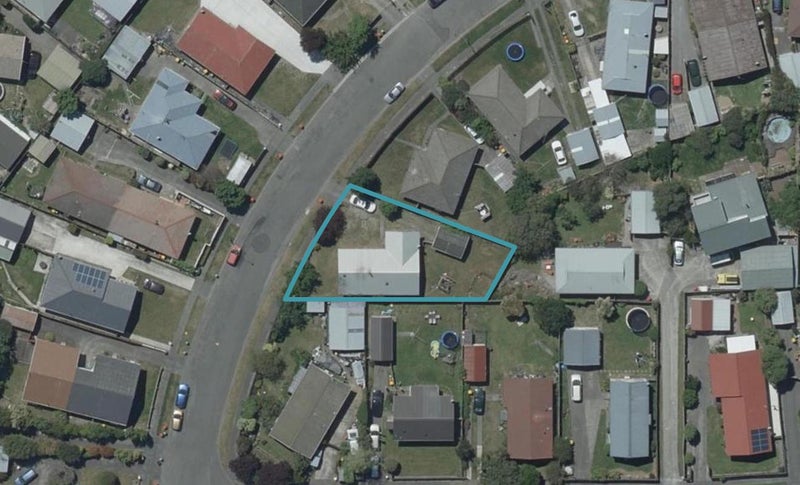 10 Kuaka Crescent, Bromley, Christchurch - Carousel 1